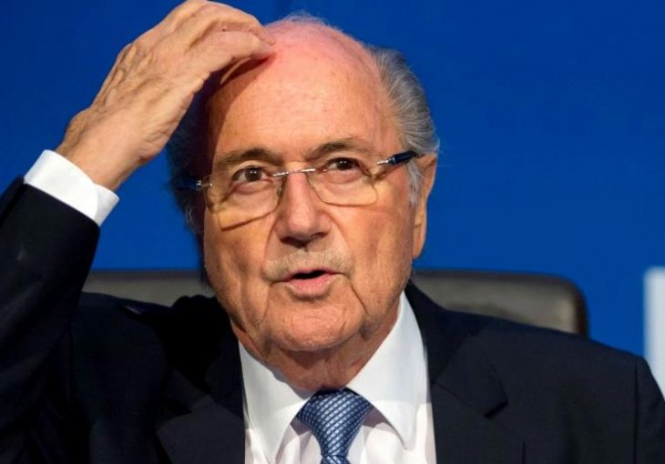 Blatter se osjeća napuštenim od bivših saradnika i FIFA-e