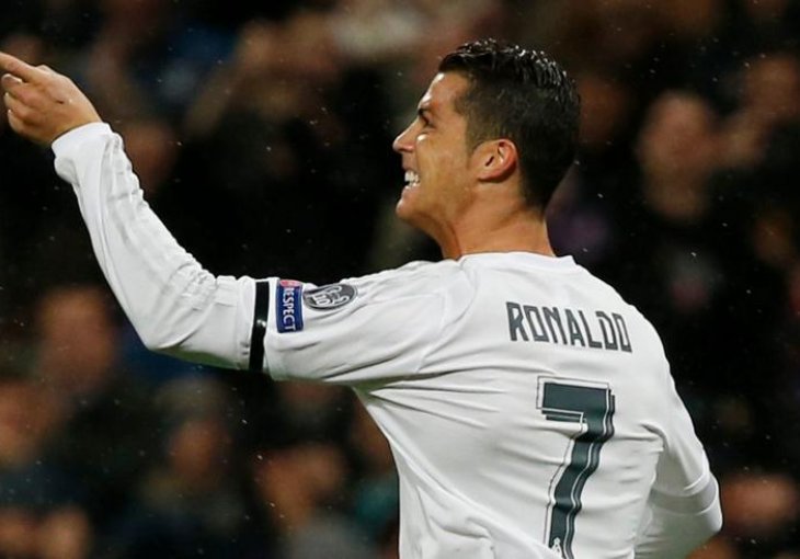 Cristiano Ronaldo potpisao predugovor sa PSG-om