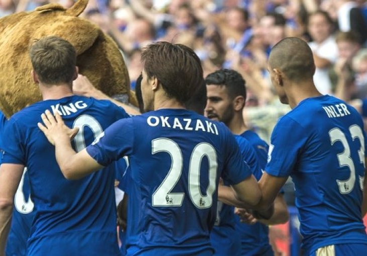 Historijska replika: Leicester predstavio prve svoje dresove za Ligu prvaka