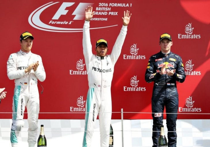 Hamilton slavio na domaćoj stazi, Ferarri potpuno podbacio, Rosberg pod istragom