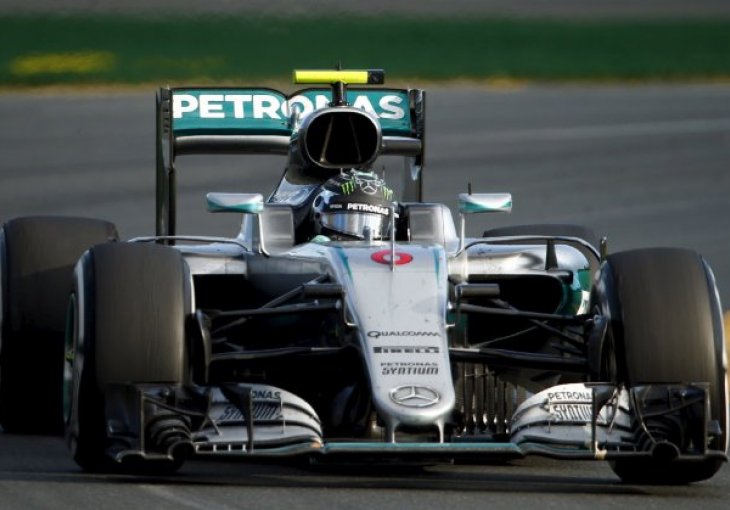 Ponovo slavlje u Mercedesu: Rosberg pobjedom stigao na korak do titule