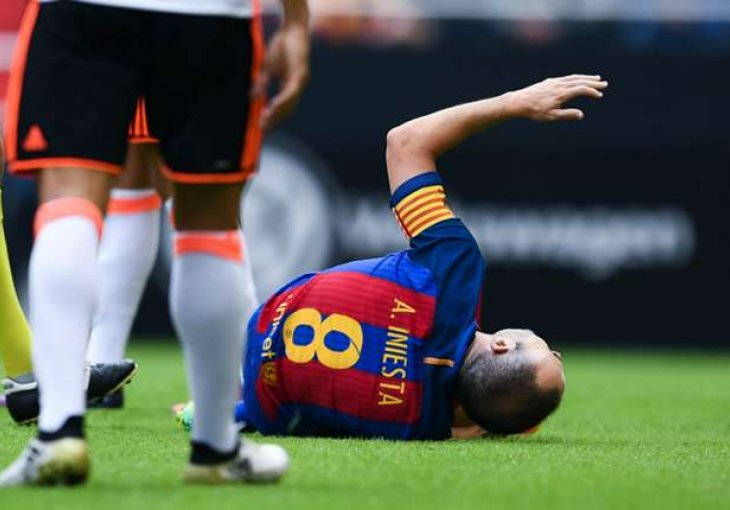 Enrique u novim problemima: Iniesta teže povrijeđen, slijedi duža pauza