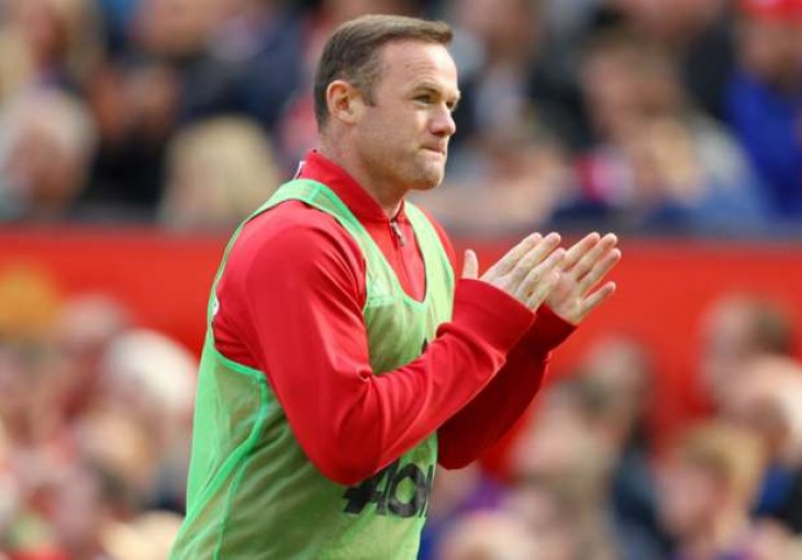 Rooney stigao legendarnog Bobby Charltona
