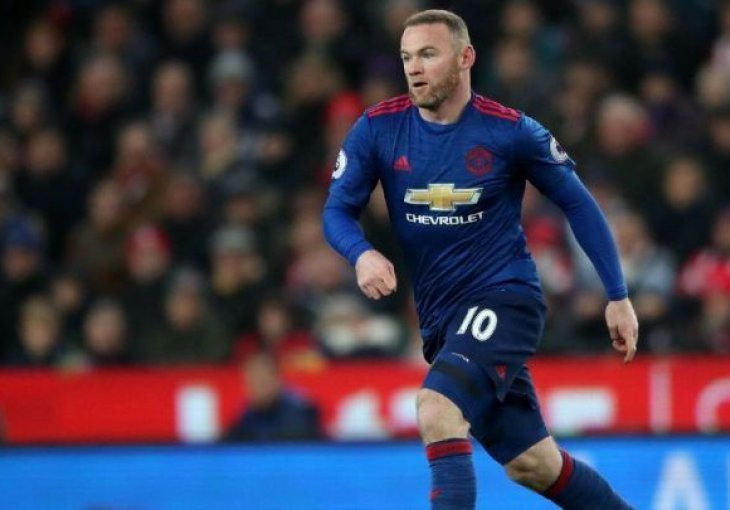 United u januaru odbio nevjerovatnu ponudu za Rooneyja 