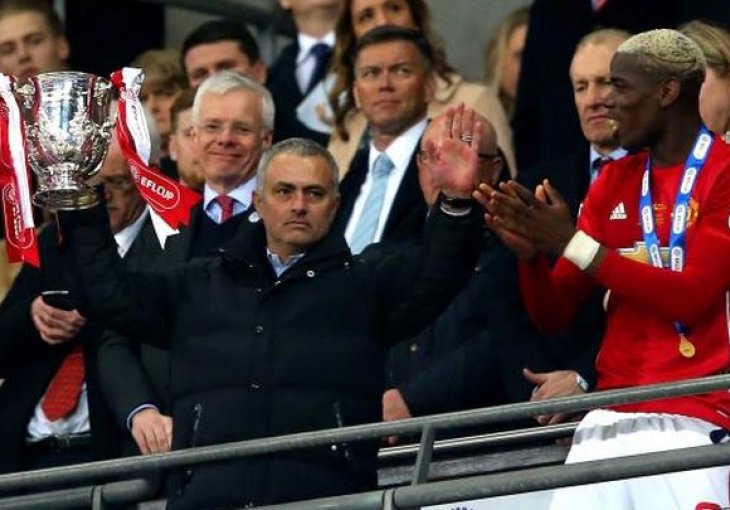 Mourinho: Pogba je multimilioner iz radničke porodice 