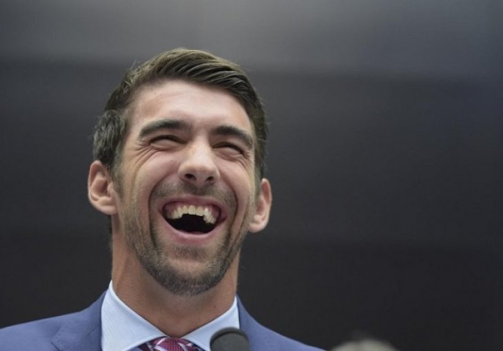 HIT NA DRUŠTVENIM MREŽAMA: Michael Phelps  se zaglavio u solarijumu i totalno se izblamirao! (FOTO)