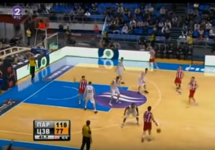 DUEL VJEČITIH RIVALA: Dan kada su košarkaši Partizana uništili Crvenu zvezdu! (VIDEO)